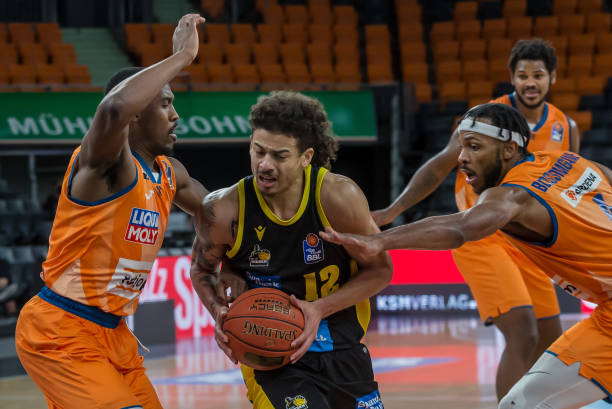 湖人弃将雷 湖人弃将雷